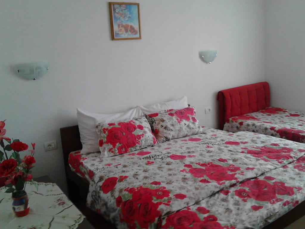 House Nativa Hotel Ohrid Quarto foto